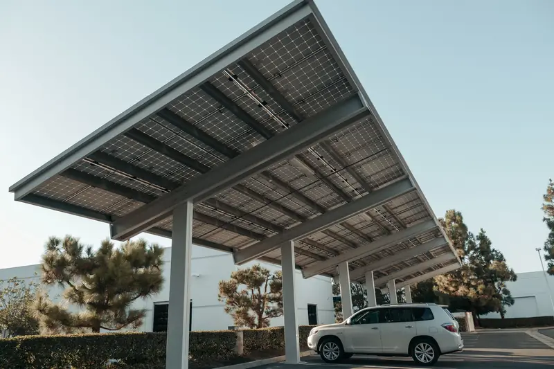 Carport solaire sur une maison individuelle